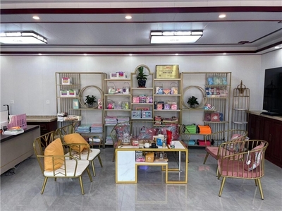 國貨之光“萬潔針紡織品” 潔凈萬物，潔享健康，開辟化妝品零售新篇章